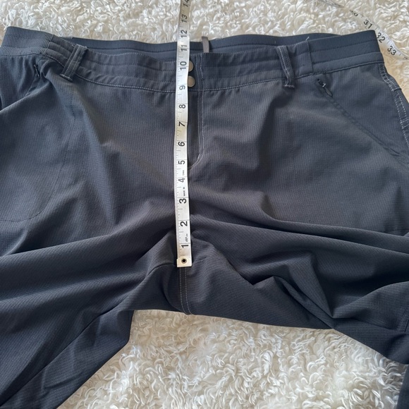 KÜHL Women’s Black Performance Hiking Pants Outdoor Travel Size 18W 31” inseam - Picture 9 of 14